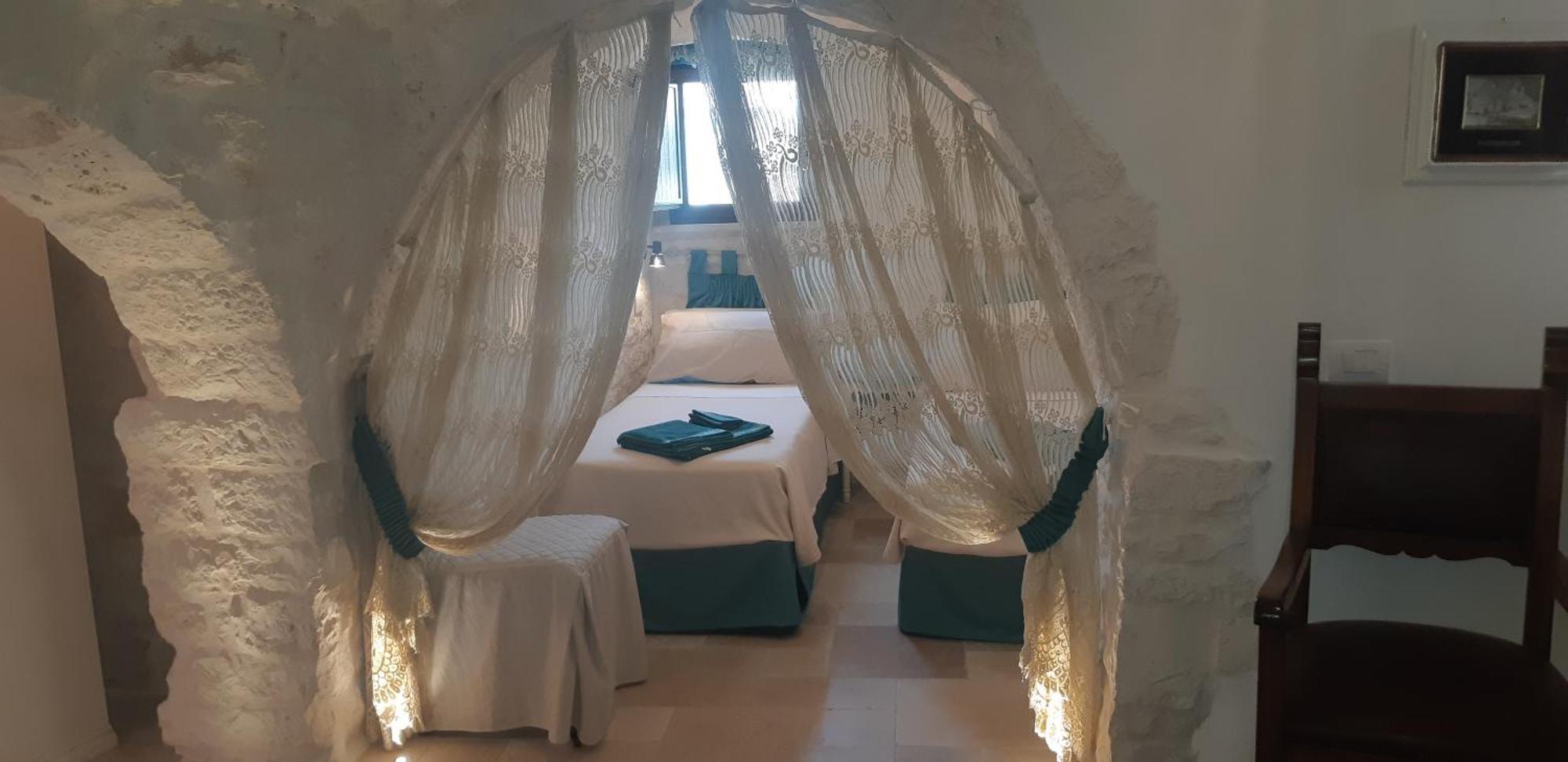 Valle D'Itria Trulli E Alcova Mikael 奇斯泰尼诺 外观 照片