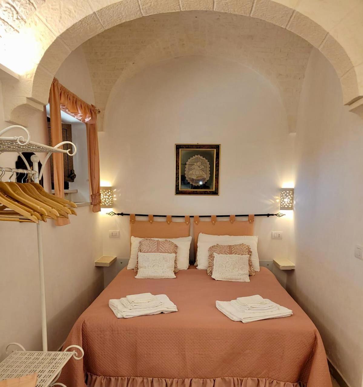 Valle D'Itria Trulli E Alcova Mikael 奇斯泰尼诺 外观 照片