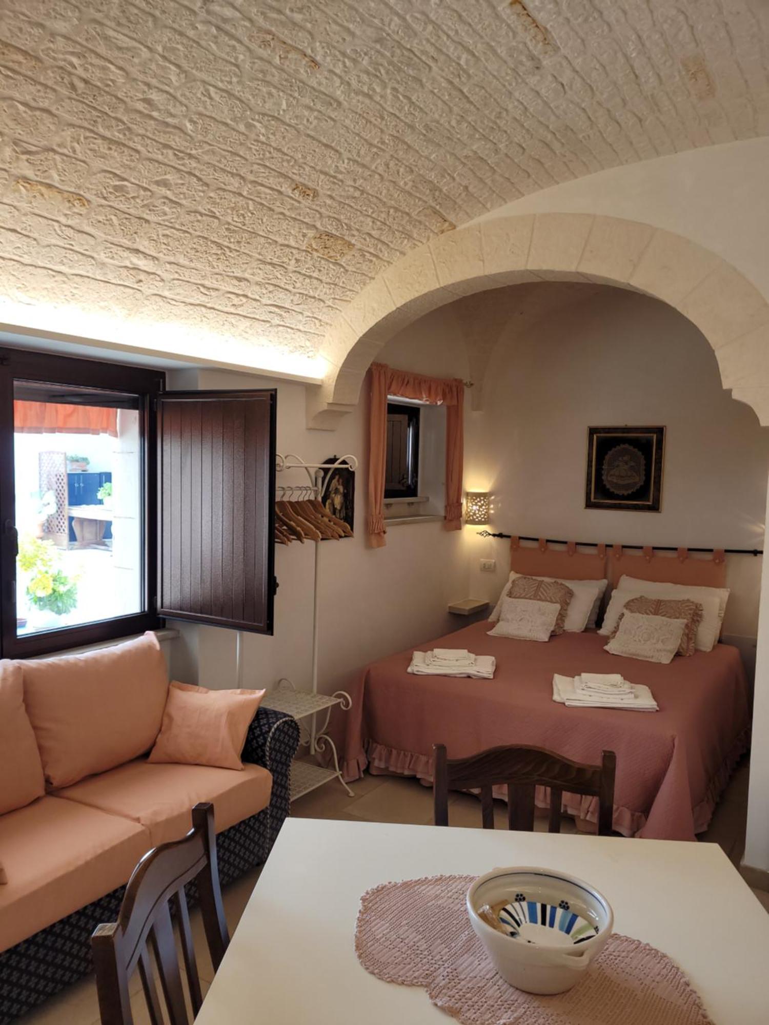 Valle D'Itria Trulli E Alcova Mikael 奇斯泰尼诺 外观 照片